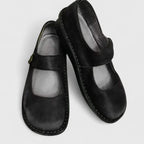 SIGNATURE FLAT SHOES